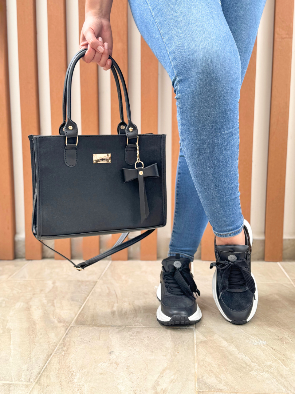 Bolso TAHIMA – Elegancia que transforma tu estilo